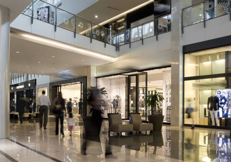 LOCAL COMERCIAL EN C.C. MULTIPLAZA PACIFIC